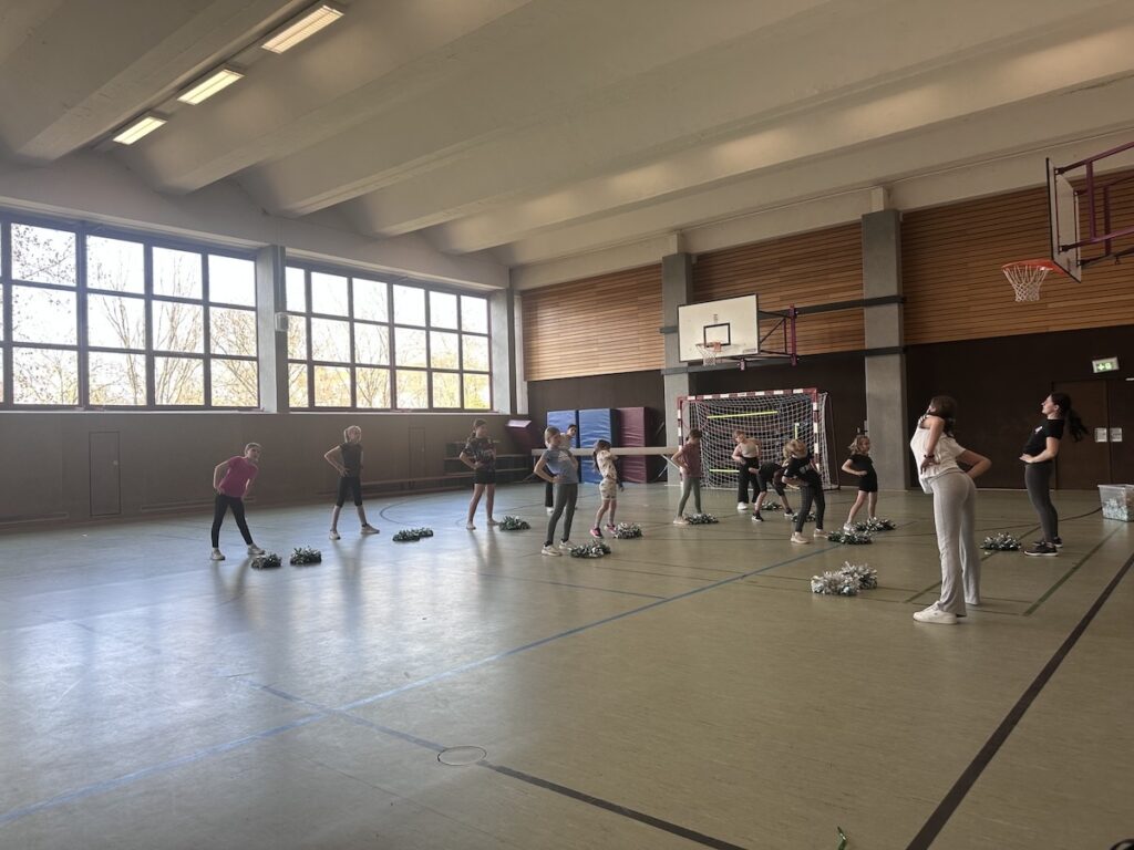 Erwärmungsübungen Cheer & Dance für Kinder